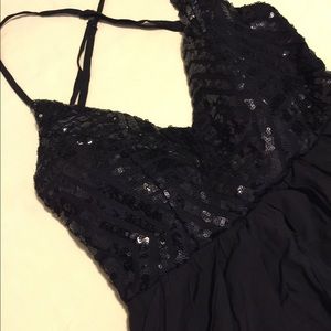 Cute thin straps sleeveless sequence black